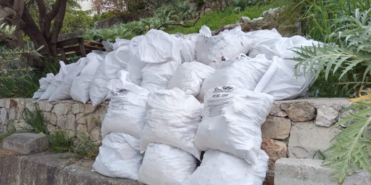 Posprdna objava u Dubrovniku potakla raspravu: “Poklanjam uvrećani šut…”