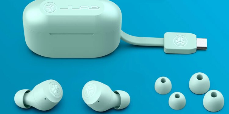 Prave bežične slušalice JLab Go Air Pop+ od 17 USD uključuju kućište za punjenje s ugrađenim USB kabelom