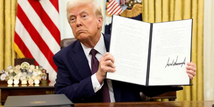 Predsjednik Trump mogao bi prisustvovati usmenim raspravama SCOTUS-a o državljanstvu po rođenju