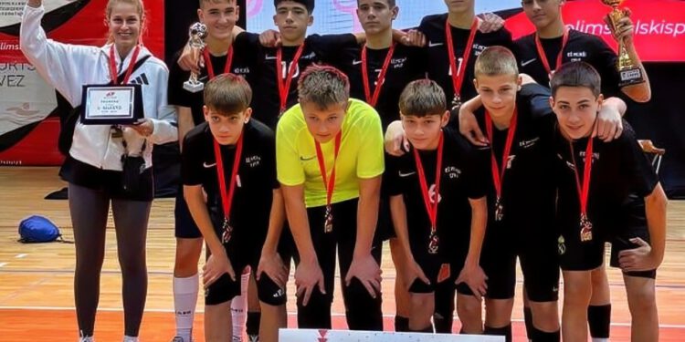 “Prvaci Hrvatske, a nitko ih nije primio”. Majka splitskog učenika apelira na Grad i Županiju da nagrade zlatne Mejaše