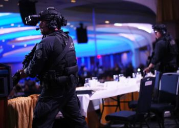 Pucnjava na večeri dopisnika Bijele kuće: Pokušan napad na vladine dužnosnike