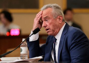 RFK Jr. je prkosio oko demontiranja politike javnog zdravstva u prkosnom saslušanju