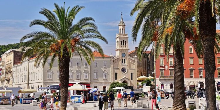 Raste broj dolazaka i noćenja gostiju u Splitsko-dalmatinskoj županiji