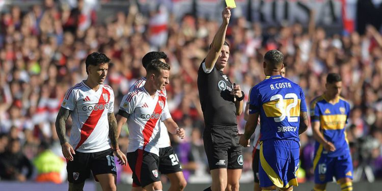 River priprema Monumental: 40 tona papira za Superclásico