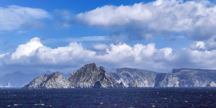 SAD razmatra izbacivanje Španjolske iz NATO-a i vraćanje Falklanda Argentini