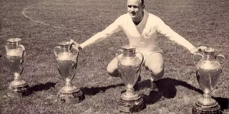 Santamaría, legenda Real Madrida i bivši španjolski izbornik, preminuo je u 96. godini