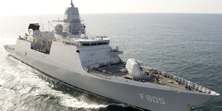 Sigurnosni propust: Kako je uređaj od 5 eura ugrozio moćnu nizozemsku fregatu