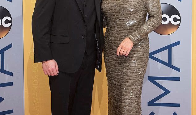 Sin Rebe McEntire Shelby Blackstock otkriva da čeka prvo dijete sa svojom suprugom