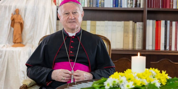 Splitsko-makarski nadbiskup: “Nijedna noć nije tako mračna da je Bog ne bi mogao preobraziti u zoru”