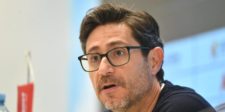 Sportske novosti – ‘Ponuda s Cipra je laž, a tijekom zimske pauze sam dobio ponudu bitnog kluba iz Lige prvaka!’