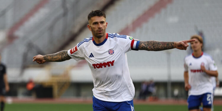 Sportske novosti – VIDEO: Hajduk ponovno na minus 7 iza Dinama, Livaja junak Poljuda, ozlijedio se Šego!
