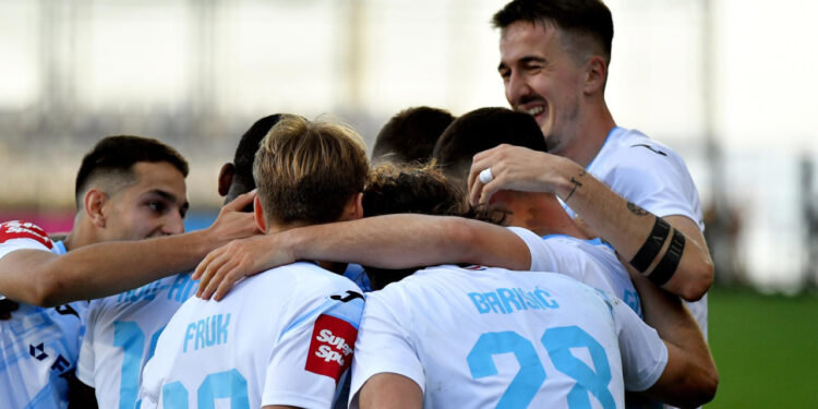 Sportske novosti – VIDEO Rijeka je prvi finalist Kupa! Slaven dotučen u završnici, mladi Vatreni završio u zavojima