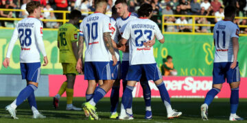 Sportske novosti – VIDEO: Slavlje Hajduka na Drosini! Livaja odigrao jednu od najboljih utakmica sezone, bomba Pajazitija