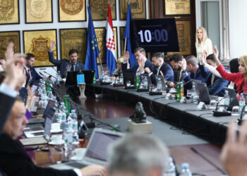 Sportske novosti – Vijećnici odlučili, gradit će se novi stadion u Splitu! Sudbina Poljuda i dalje je upitna