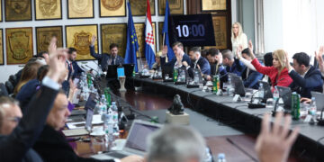 Sportske novosti – Vijećnici odlučili, gradit će se novi stadion u Splitu! Sudbina Poljuda i dalje je upitna