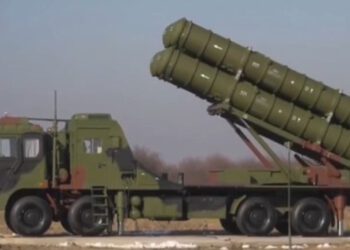 Srbija se naoružava, nakon ‘Zagrepčanki’ Vučić kupuje još oružja: Nabavljaju ‘kineski S-400’?