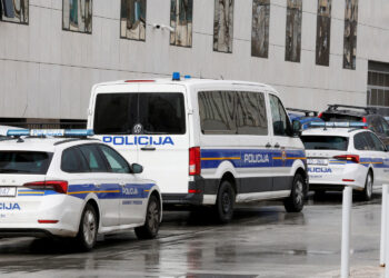 Stigla nova dojava o postavljenim bombama u zagrebačkim srednjim školama, oglasilo se ministarstvo
