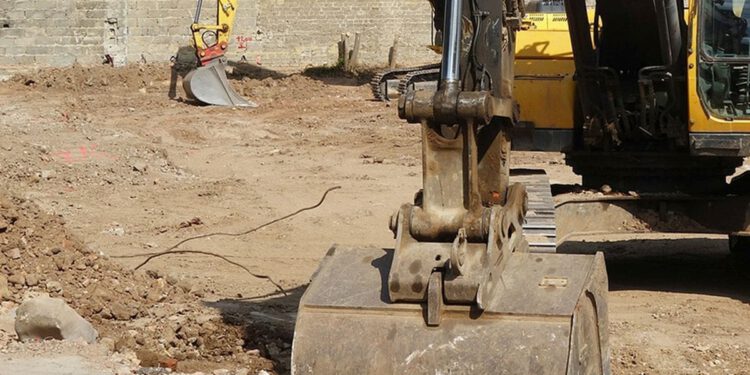 Stižu bageri na Marjan – DALMACIJA DANAS