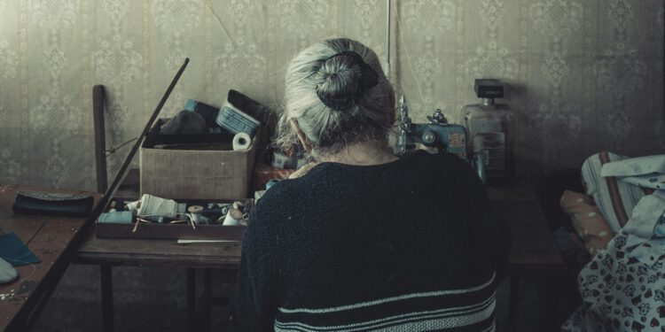 Strahote se događaju u domu za starije osobe: Rade kao robovi, gazda ih zvjerski mlati