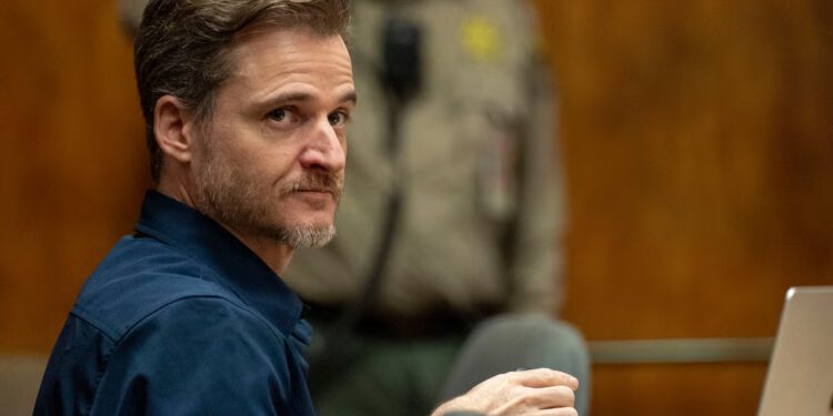 Suđenje Gerhardtu Konigu: Porota raspravlja o tome je li liječnik pokušao ubiti svoju ženu na slikovitom pješačenju na Havajima