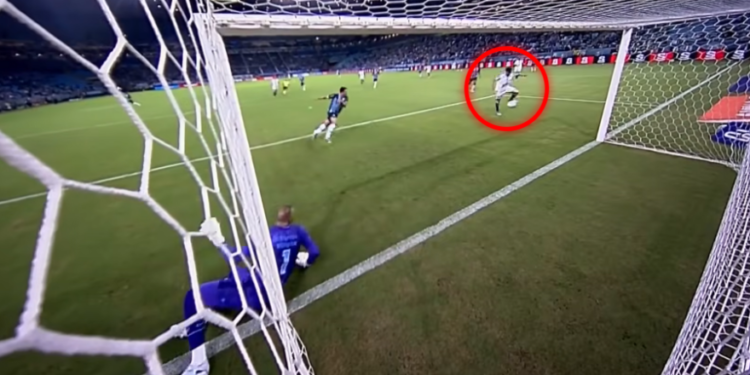 Taliari je propustio ovaj gol u Gremio-Remu