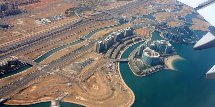 Tjedni će trebati da se raščisti nagomilani broj brodova u Hormuzu