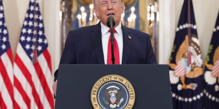 Trump daje zadivljujući i nejasni govor o Iranu koji ne nazire kraj nepopularnom ratu