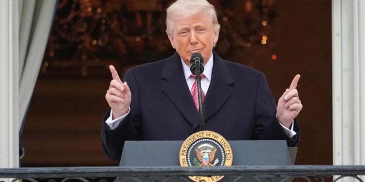 Trump hvali Randa Paula za glasovanje o odobrenju projekta plesne dvorane u Bijeloj kući