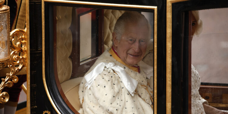 Trump: nastavak blokade Irana; Pad Trumpovog rejtinga: ne zbog Irana, već zbog nečeg drugog