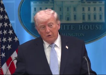 Trump povukao ultimatum: Pala cijena nafte, napadi prekinuti, otvara se Hormuški tjesnac