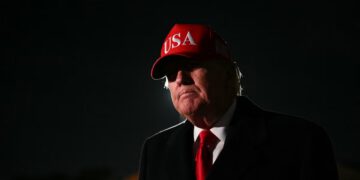 Trumpov tim otkazao ugovor vrijedan milijun dolara s katoličkom dobrotvornom organizacijom zbog predsjednikove svađe s papom Leom