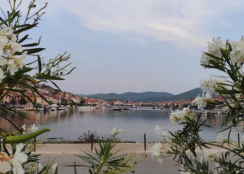 U Veloj Luci večeras događaj „Sunce što drukčije grije“ uz promociju pjesme i uskrsnu meditaciju