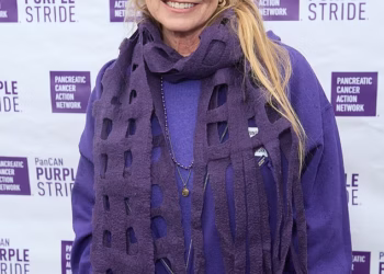 Udovica Patricka Swayzea Lisa Niemi otkriva da još uvijek razgovara s njegovim duhom 17 godina nakon njegove smrti