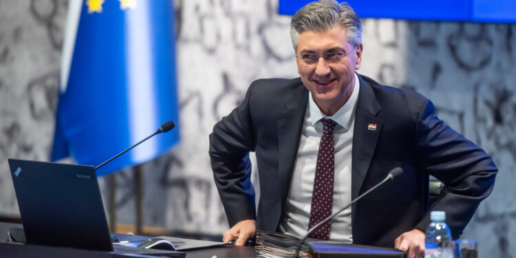 Uskoro počinje 157. sjednica Vlade: Evo o čemu će se danas odlučivati