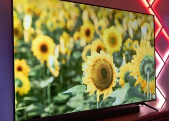 Uštedite gotovo 50% popusta na masivni 75″ TCL QM6K 4K Google TV