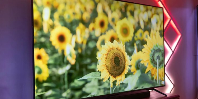 Uštedite gotovo 50% popusta na masivni 75″ TCL QM6K 4K Google TV