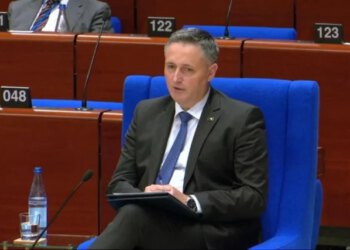 VIDEO Bećirović u Strasbourgu bez odgovora o Hrvatima, Komšića nazvao legalno izabranim