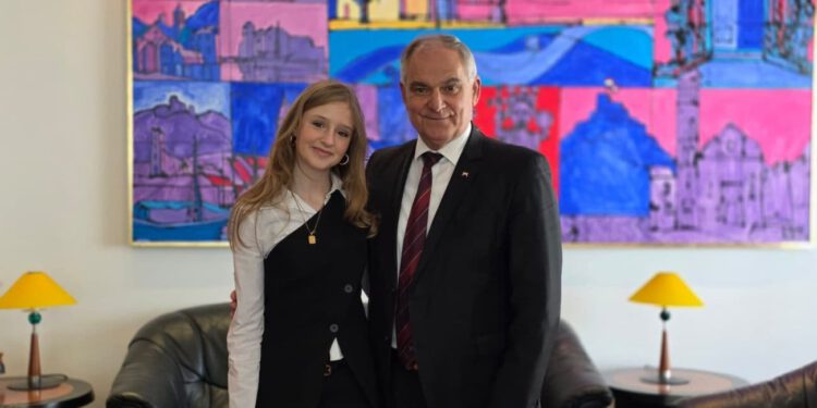 Veliki uspjeh mlade Sinjanke: Ameli Dinarina-Šimić na prijemu kod župana Bobana