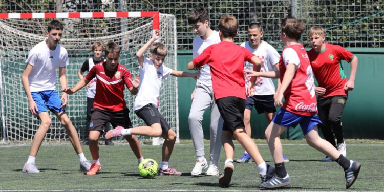 Više od 1000 djece na Danu sporta u Makarskoj