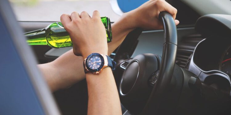 Vozio pijan po Solinu pa ostao bez BMW