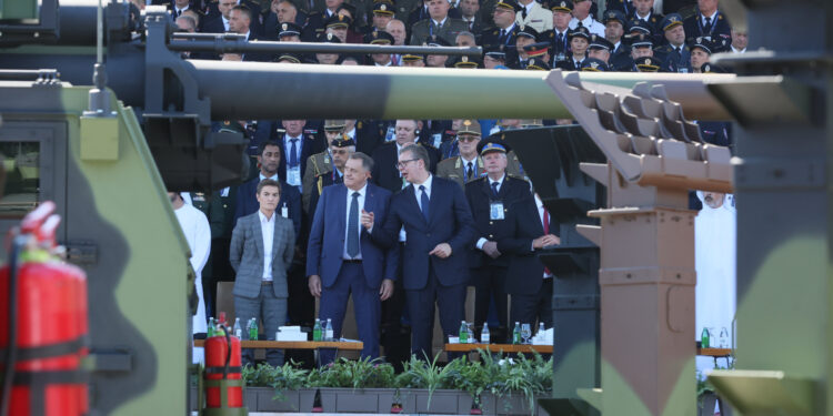 Vučić sklopio novi posao s Izraelcima: Srbija će proizvoditi moćno oružje budućnosti