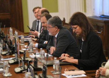 Vučićeva desna ruka riga vatru zbog Picule: ‘Srbi, to vam je poruka za Vaskrs’