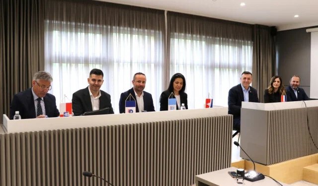 Za prijevoz više od 10.000 učenika u ŽZH izdvojeno 1,5 milijuna KM