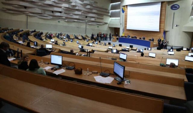 Zastupnici usvojili više zakona, ključni prijedlozi bez entitetske većine