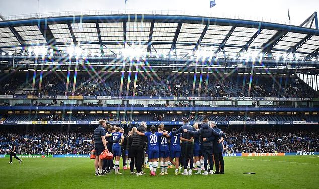 Žene Chelsea riskiraju da njihova baza navijača bude potpuno progutana prelaskom na Stamford Bridge s punim radnim vremenom – evo što moraju popraviti prije nego što kopiraju Arsenal, piše TARA ANSON-WALSH