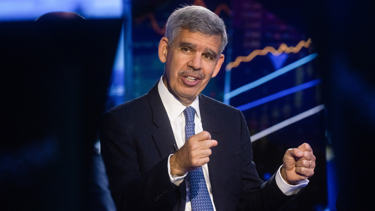 Mohamed El-Erian, glavni ekonomski savjetnik za Allianz, govori tijekom intervjua za Bloomberg Television u Londonu, UK, u ponedjeljak, 25. rujna 2023.