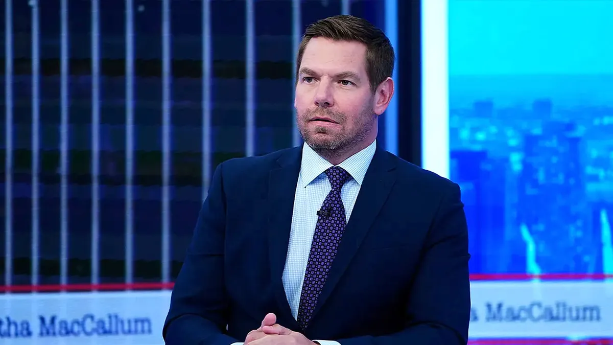 Predstavnik Eric Swalwell u Fox News studiju