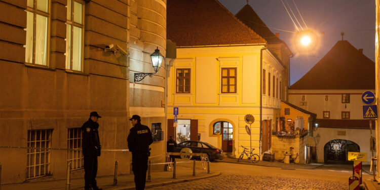 Strava u Zagrebu: Pretučen mladić prilikom izlaska iz kluba, ima teške ozljede