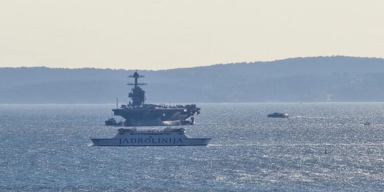 U Splitu planirali prosvjed zbog američkog nosača aviona, a ovaj im otišao!