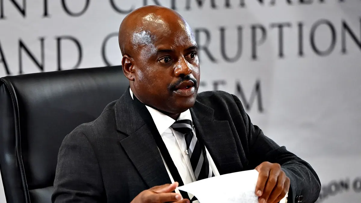 Julius Mkhwanazi svjedoči pred istražnim povjerenstvom Madlange u Pretoriji